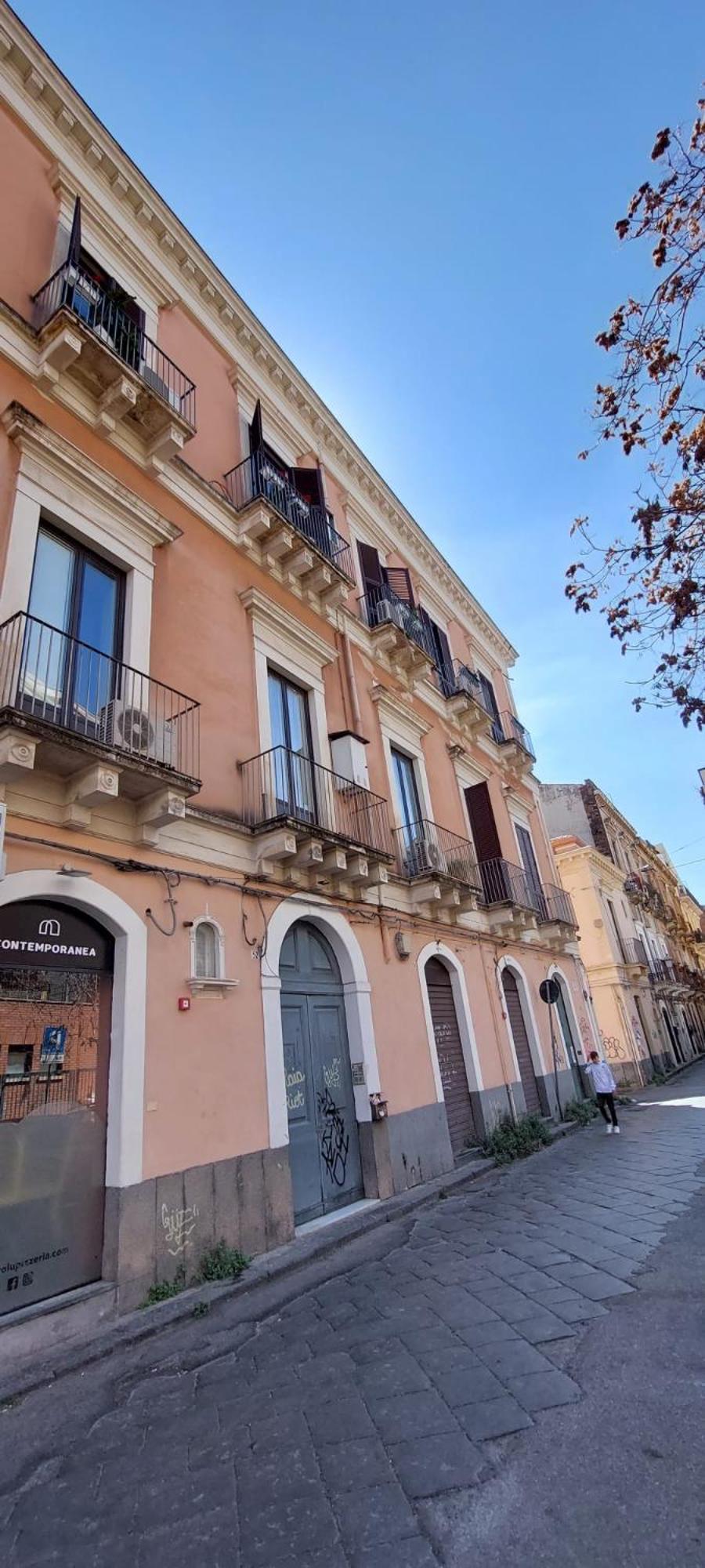 كاتانيا La Maison De Cavour المظهر الخارجي الصورة